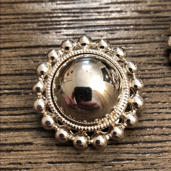 Premier Design Round Circle Button Clip Earrings - Picture 6 of 14